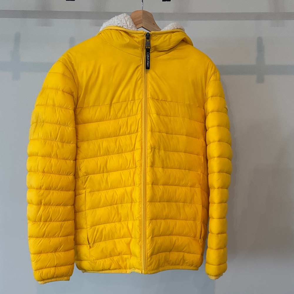 Calvin Klein Bright Yellow Quilted Puffer Jacket with Sherpa Hood - Picture 3 of 9